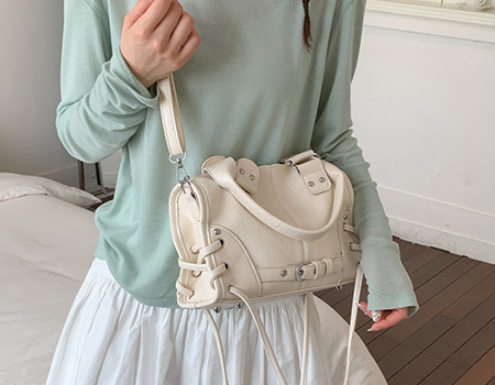 Will bags experience phenomena such as peeling and color fading after long-term use?
