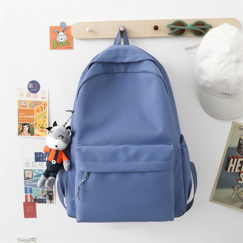 Multi-color high-capacity backpack