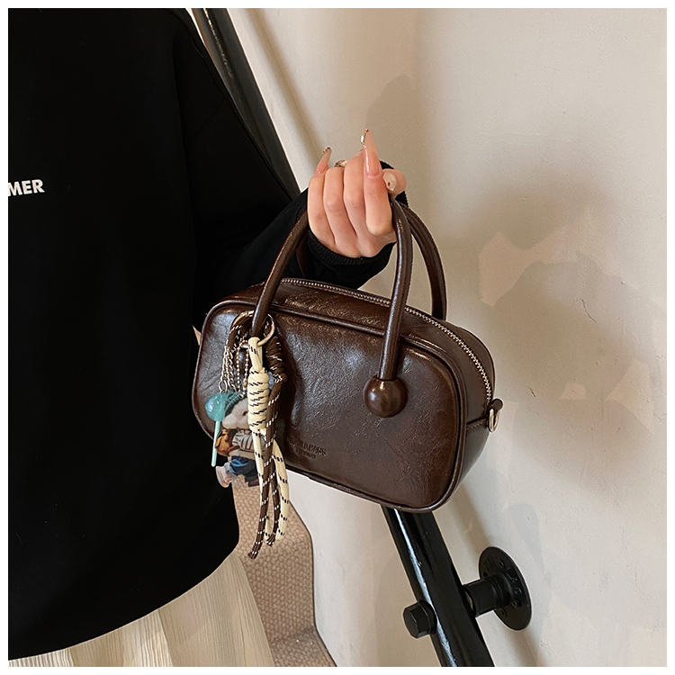 Four-Color PU Commuter Shoulder & Crossbody Bag