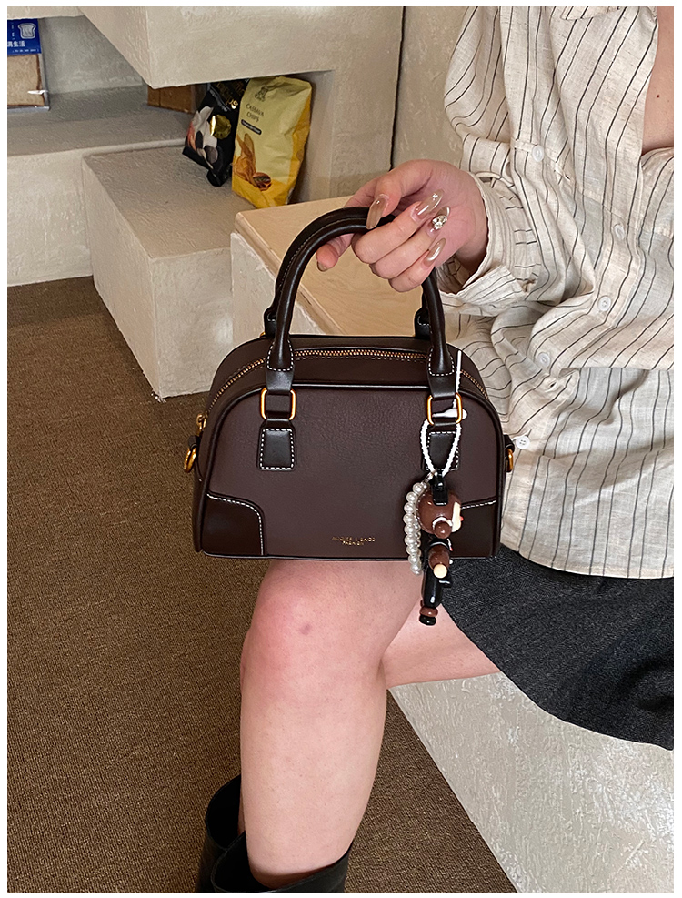 Multi-colored PU handbag (shoulder/crossbody)