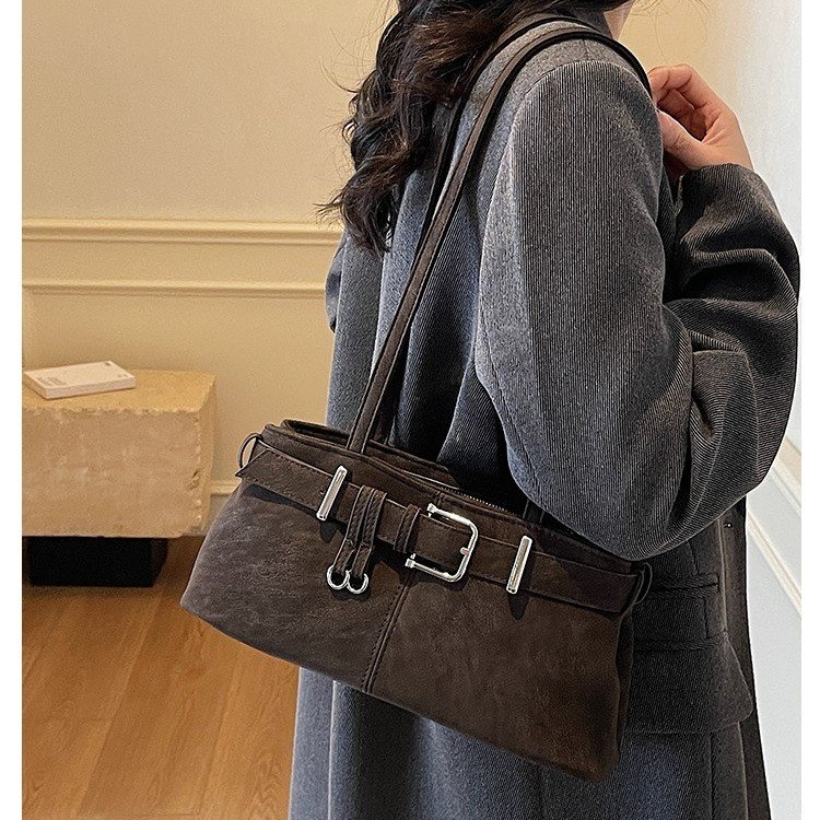 underarm shoulder bag